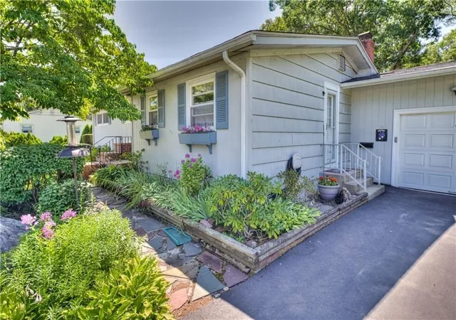 Photo 3 of Single family home for sale at 16 Superior St, Warwick, RI 02886 | MLS# 73555308 | Listing updated on 2026-08-06