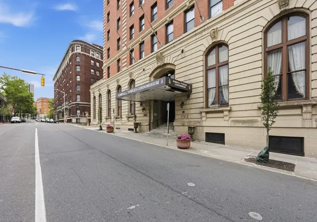Photo 3 of Condo for sale at 140 Chestnut St #319, Springfield, MA 01103 | MLS# 73549986 | Listing updated on 2026-08-22