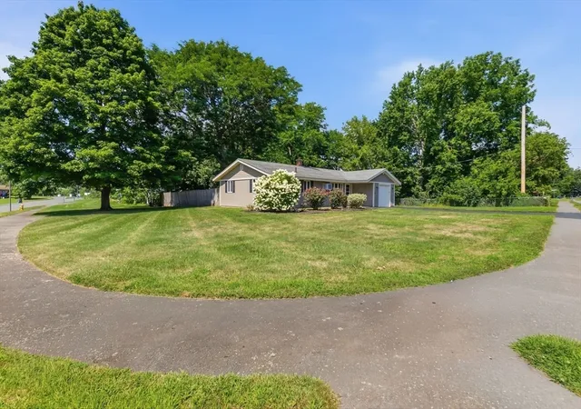Photo 3 of Single family home for sale at 32 Massachusetts Ave, Danvers, MA 01923 | MLS# 73564402 | Listing updated on 2026-09-14