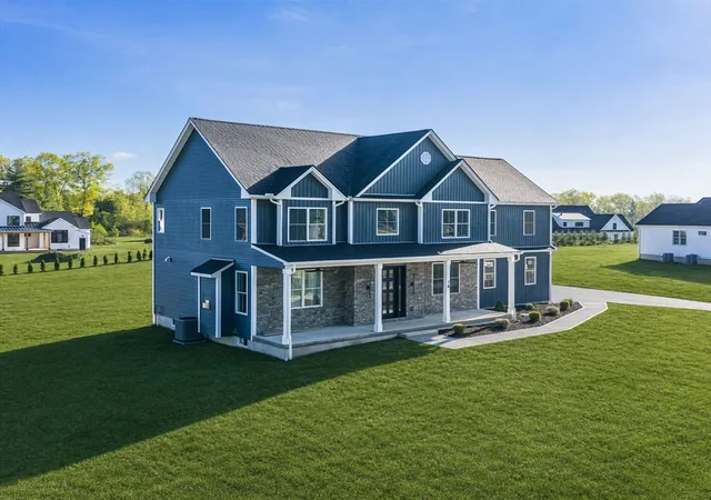 4th image of 14 Balsam Hill Rd, Ludlow, MA 01056 | MLS# 73564363