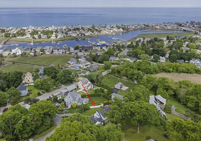 2nd image of 11 Boles Rd, Marshfield, MA 02050 | MLS# 73528441