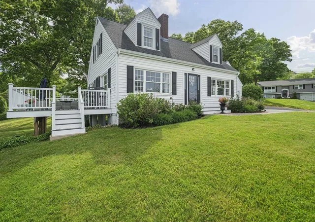 4th image of 11 Boles Rd, Marshfield, MA 02050 | MLS# 73528441