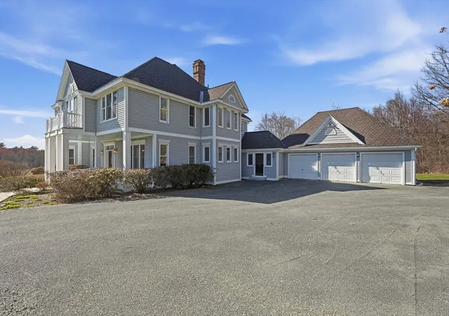 Homes for sale in Amherst, MA | 365 Middle St, Amherst, MA 01002 | MLS# 73501885