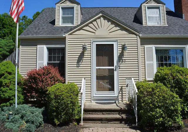 5th image of 20 Exeter Street, West Springfield, MA 01089 | MLS# 73533201