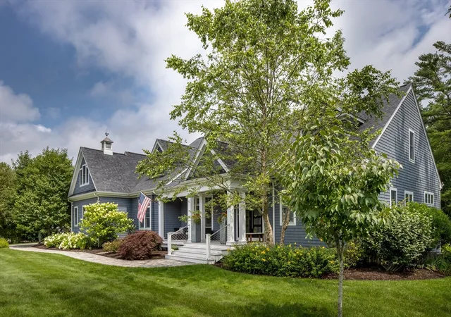 3rd image of 4 Beech Tree Ln, Mattapoisett, MA 02739 | MLS# 73554643