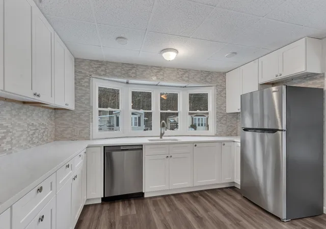 3rd image of 305 Turnpike #225, South Easton, MA 02375 | MLS# 73553004