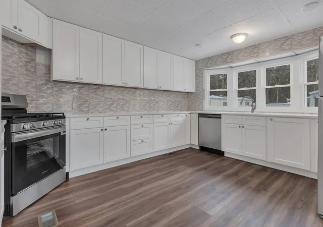 4th image of 305 Turnpike #225, South Easton, MA 02375 | MLS# 73553004
