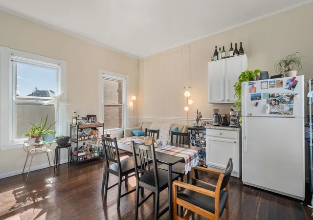 4th image of 195 Green Street, Cambridge, MA 02139 | MLS# 73550561