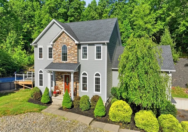 2nd image of 34 Bissonnette Cir, Southampton, MA 01073 | MLS# 73541332