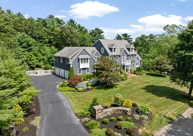 Photo 3 of Sale Pending at 160 Hillcrest Rd, Marshfield, MA 02050 | MLS# 73513282 | Listing updated on 2026-05-22
