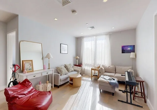 Homes for sale in Boston, MA | 50 Symphony Rd, Boston, MA 02115