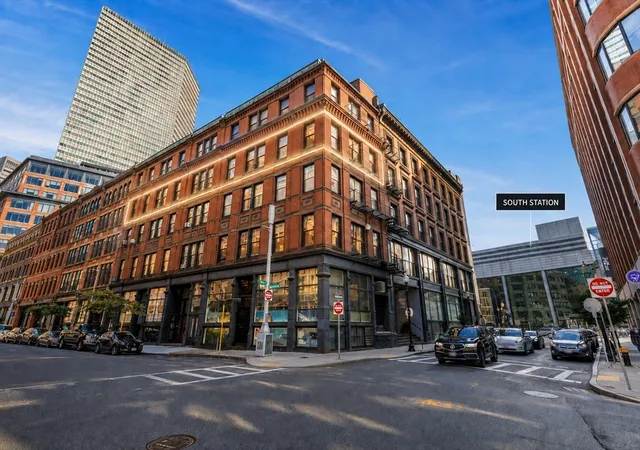 1st image of 118 South Street, Boston, MA 02111 | MLS# 73566896