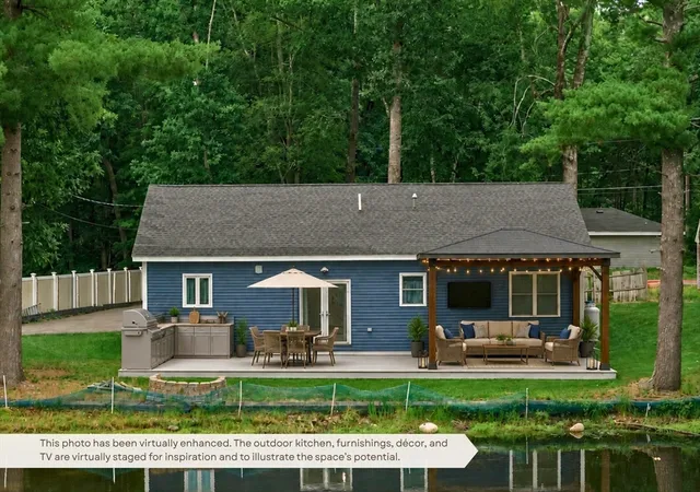 2nd image of 441 Townsend Harbor Road, Lunenburg, MA 01462 | MLS# 73555806