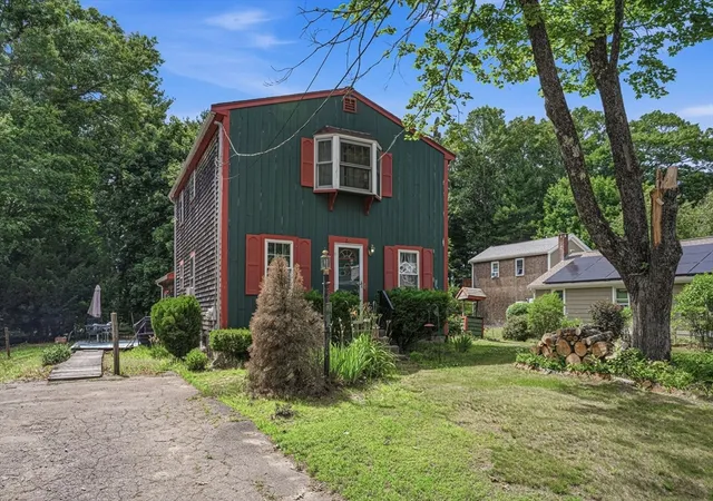 1st image of 20 Baker St, Hanson, MA 02341 | MLS# 73543874
