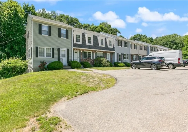 4th image of 46 Pawtucket Blvd #32, Tyngsboro, MA 01879 | MLS# 73538027