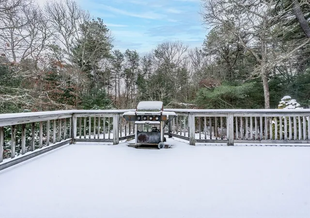 3rd image of 192 Sandy Valley Rd, Marstons Mills, MA 02648 | MLS# 73471050