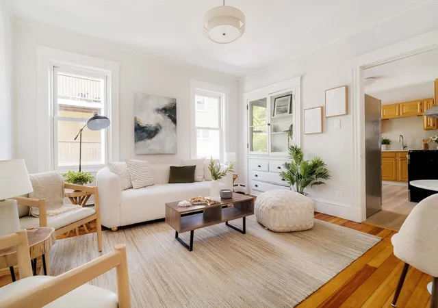 Homes for sale in Cambridge, MA | 126 Kinnaird St, Cambridge, MA 02139