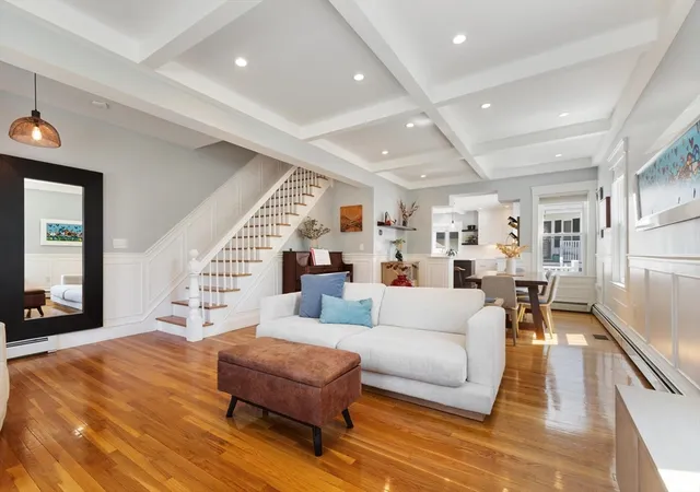 Homes for sale in Newton, MA | 129 Washington St, Newton, MA 01890
