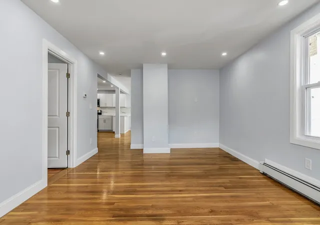 Photo 4 of Single family home for sale at 197 Oakland Ave, Methuen, MA 01844 | MLS# 73564689 | Listing updated on 2026-10-03