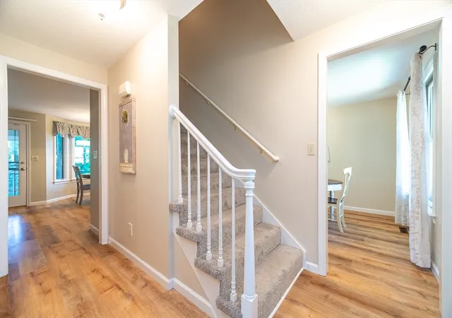 2nd image of 7 Bunker Cir, Springfield, MA 01108 | MLS# 73552174