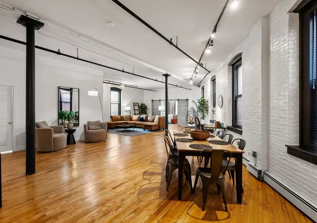 Homes for sale in Boston, MA | 13-19 Stanhope Street #2A, Boston, MA 02116 | MLS# 73497672