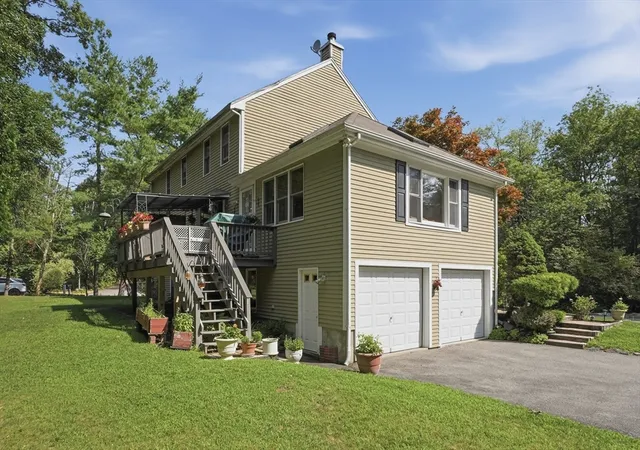 image of 301 Winch St, Framingham, MA 01701 | MLS# 73553565