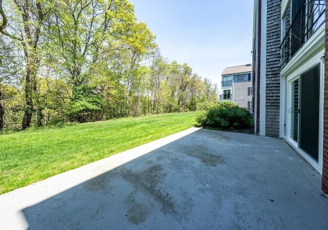 Homes for sale in Sandwich, MA | 3 Highview Drive, Sandwich, MA 02563 | Houzeo