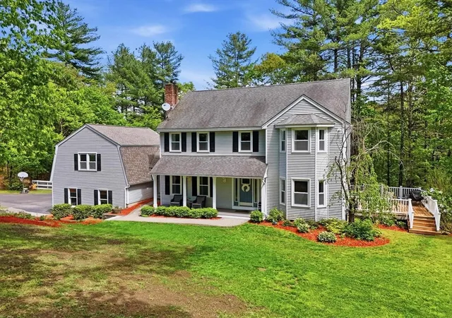 Homes for sale in Londonderry, NH | 7 Stony Point Dr, Londonderry, NH 03053 | MLS# 73532464