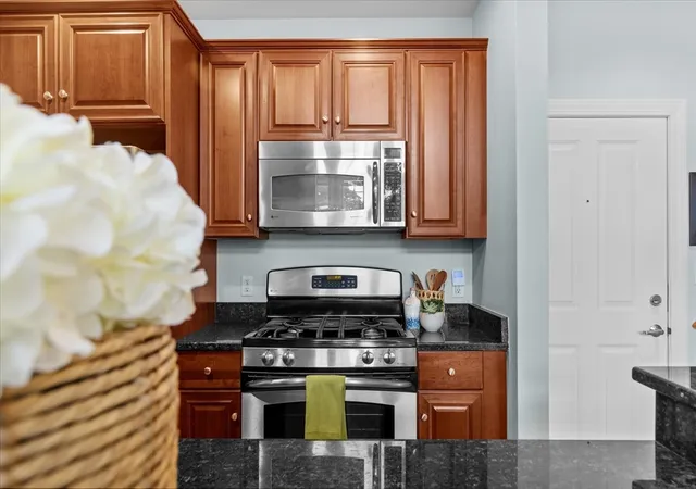 Listing Photo 5 - Condo for sale in building located at 7 Ballister St, Wakefield, MA 01880 - Unit #435