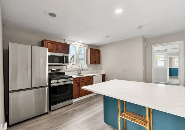 4th image of 4-6 West Street, Medford, MA 02155 | MLS# 73514941