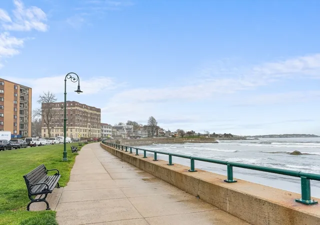 2nd image of 300 Lynn Shore Dr, Lynn, MA 01902