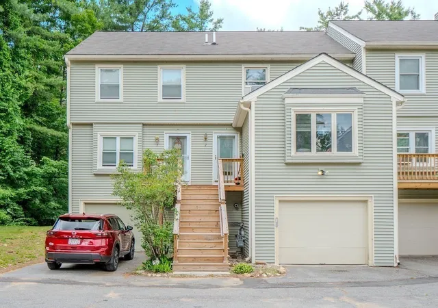 Homes for sale in Hubbardston, MA | 2 S Cove Rd #2, Hubbardston, MA 01452 | MLS# 73541327