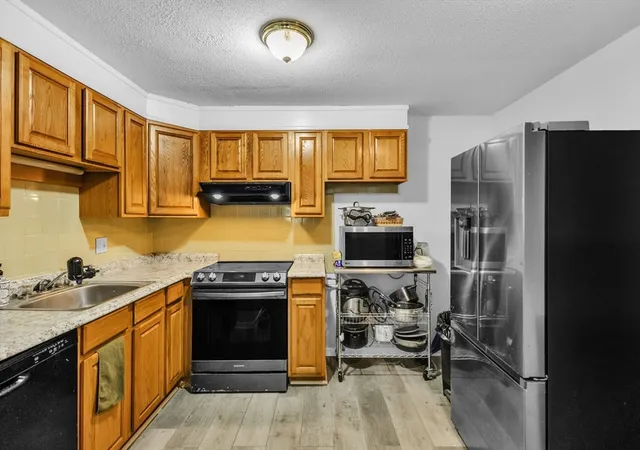 Photo 4 of Sale Pending at 176 Maple Ave #7-1, Rutland, MA 01543 | MLS# 73550790 | Listing updated on 2026-09-15