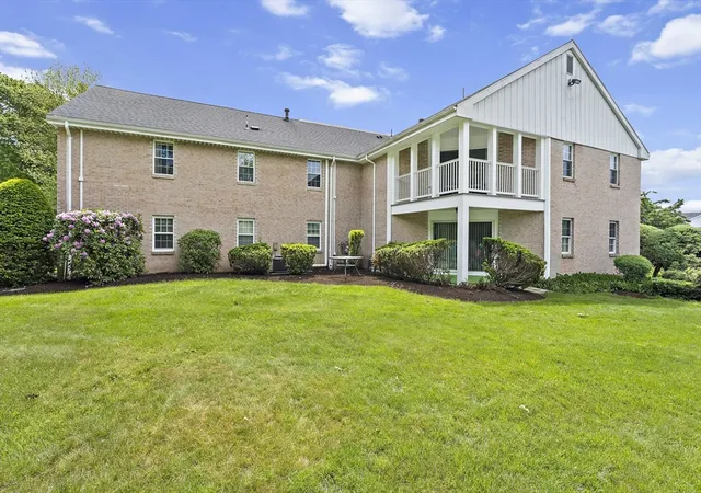 Homes for sale in Stoughton, MA | 41 Jessica Dr #E, Stoughton, MA 02072 | MLS# 73529898