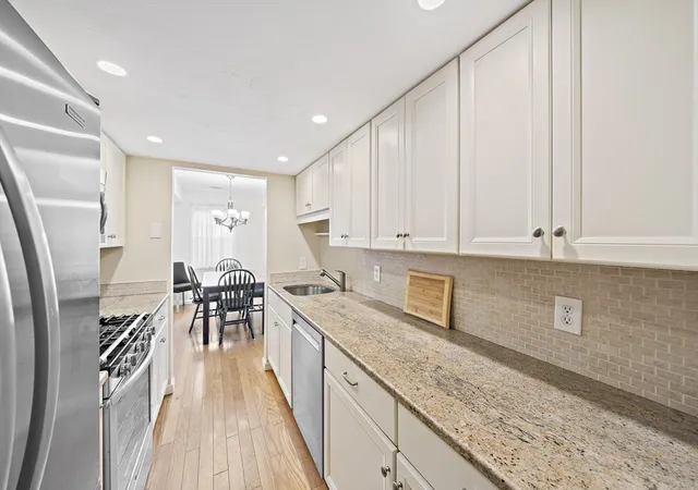 Homes for sale in Stoughton, MA | 41 Jessica Dr #E, Stoughton, MA 02072 | MLS# 73529898