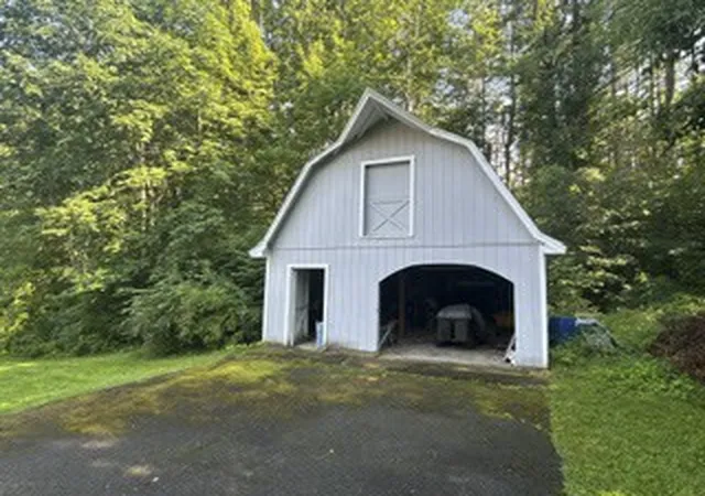 4th image of 317 New Sherborn Rd, Athol, MA 01331 | MLS# 73565760
