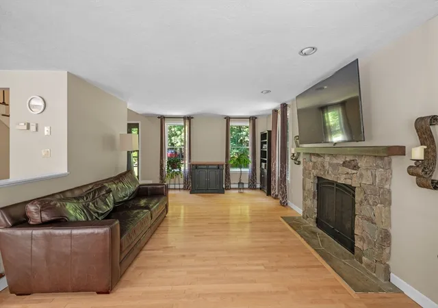 3rd image of 49 Plain St, Middleboro, MA 02346 | MLS# 73545512