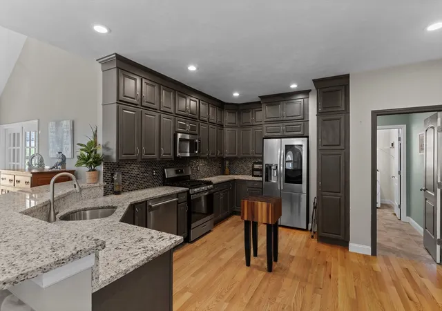 Photo 3 of Condo for sale at 59 Tea Party Dr #59, Uxbridge, MA 01569 | MLS# 73551672 | Listing updated on 2026-09-15