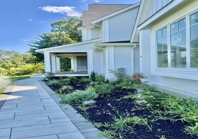 4th image of 55 Widow Rites Ln, Sudbury, MA 01776 | MLS# 73531815