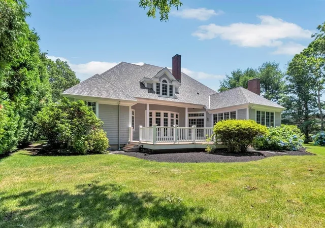 Photo 4 of Sale Pending at 20 Eagle Dr, Mashpee, MA 02649 | MLS# 73554986 | Listing updated on 2026-10-20