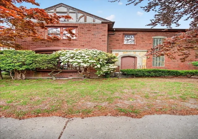 Homes for sale in Fall River, MA | 1800 Robeson St, Fall River, MA 02720 | MLS# 73515894