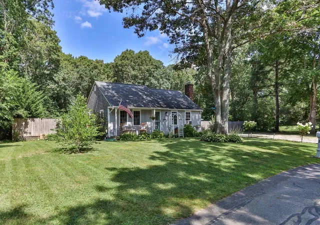 Photo 3 of Sale Pending at 3 Shagbark Rd, Sandwich, MA 02644 | MLS# 73568785 | Listing updated on 2026-09-01
