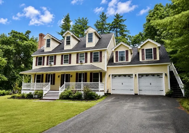 1st image of 5 White Birch Dr, West Brookfield, MA 01585 | MLS# 73553430