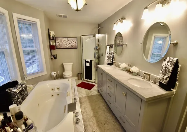 3rd image of 5 White Birch Dr, West Brookfield, MA 01585 | MLS# 73553430