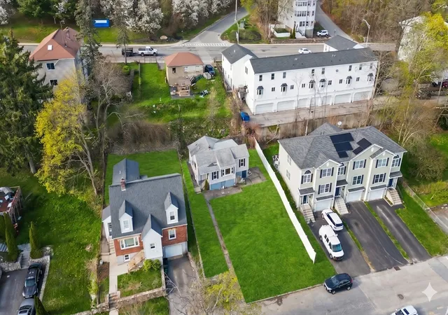 30th image of 25 Johnson St, Worcester, MA 01604 | MLS# 73548972
