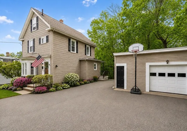 Homes for sale in Woburn, MA | 69r Eastern, Woburn, MA 01801 | MLS# 73524246