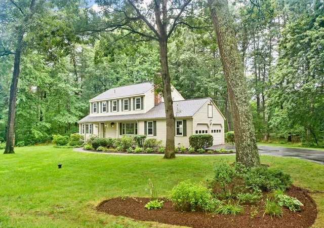 2nd image of 23 Banbury Dr, Westford, MA 01886 | MLS# 73559664
