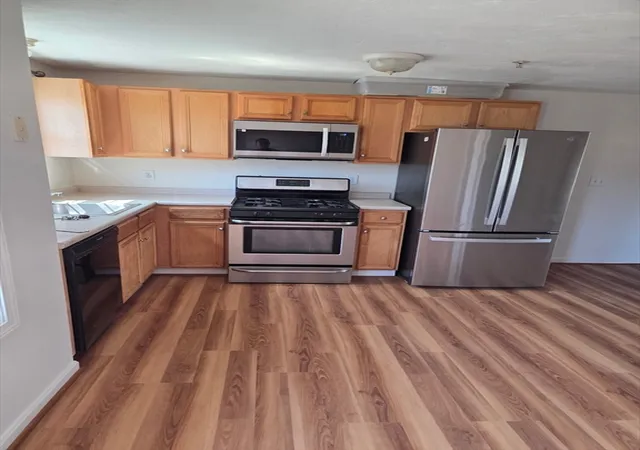 Homes for sale in Lowell, MA | 417 Hildreth Street #6, Lowell, MA 01850 | MLS# 73530543