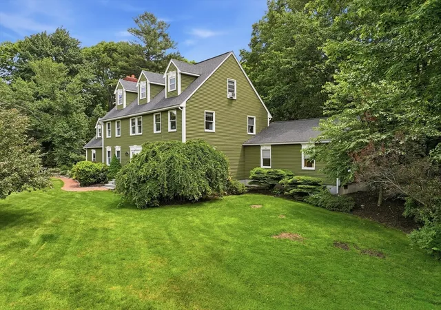 Homes for sale in Charlton, MA | 30 Knollwood Dr, Charlton, MA 01507 | MLS# 73536242