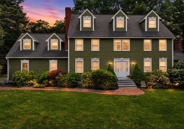 Homes for sale in Charlton, MA | 30 Knollwood Dr, Charlton, MA 01507 | MLS# 73536242